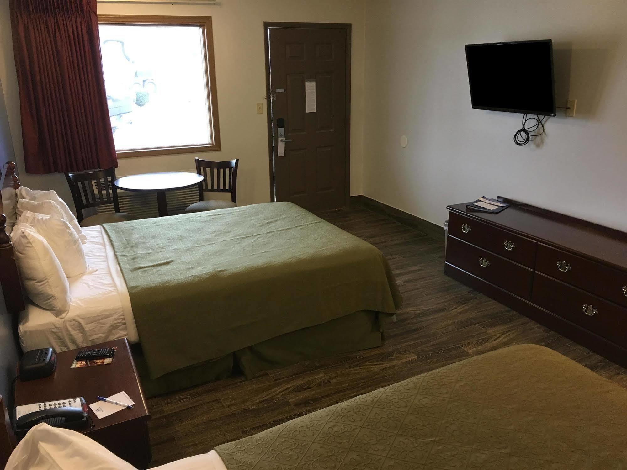 Americas Best Value Inn-Celina Exterior photo